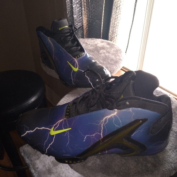 Nike Flights US 10 - Picture 2 of 2